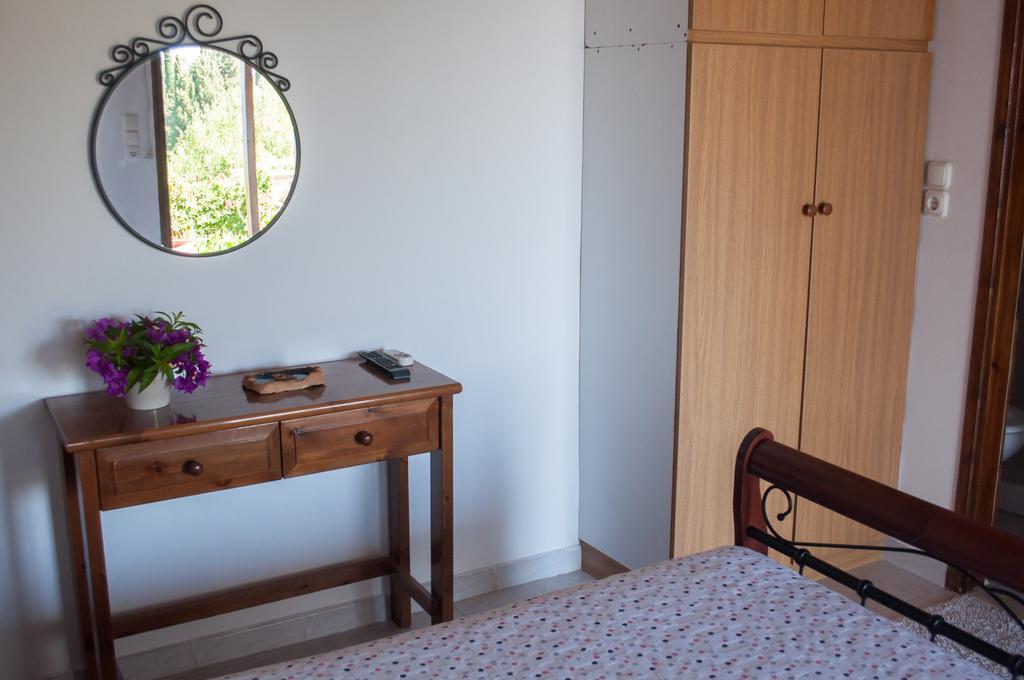 Angela Studios Ieromonachos Dış mekan fotoğraf